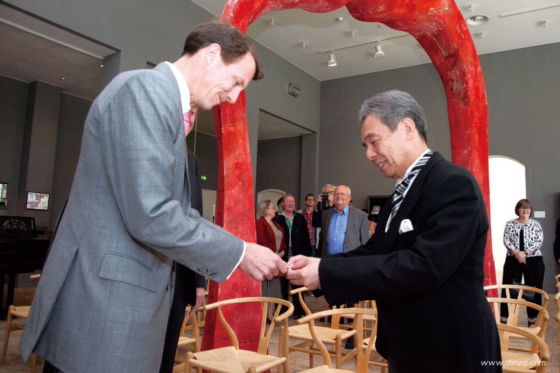 DANISH CHAIRS 著者: NORITSUGU ODA希少本 DANISH CHAIRS 著者: NORITSUGU ODA希少本 Danish Chairs by